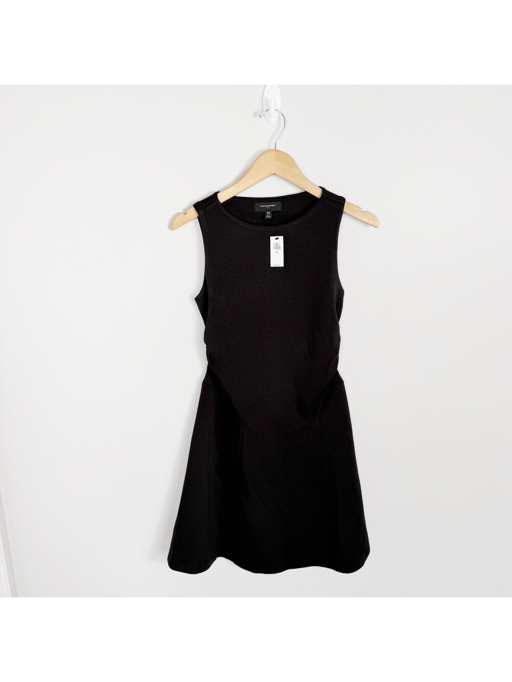 NWT Banana Republic Black Soft Touch Shirred-Waist Knee-Length Dress XS Petite